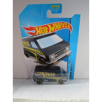 Hot Wheels 1:64 Super Van black HW2014